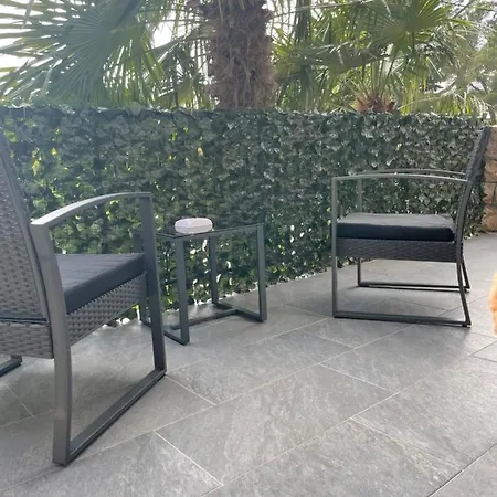 Leonarda Guest house Starigrad Paklenica